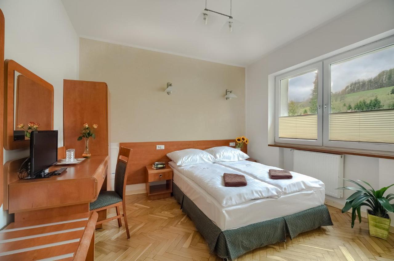 Hotel Sarenka Krynica-Zdrój Exterior foto